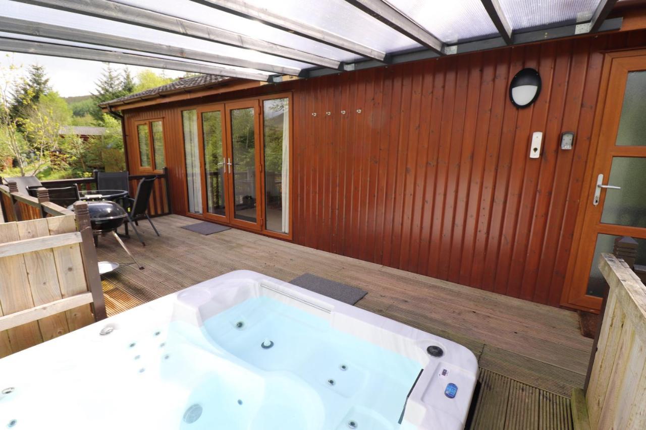 Balquhidder Braes Holiday Park Lodges, Mostly With Hot Tubs And Pet Friendly, Ev Facilities 로큰헤드 외부 사진